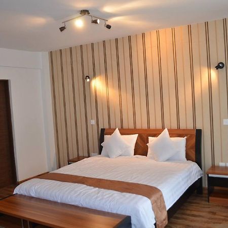 We Hotel And Suites Nairobi Eksteriør billede
