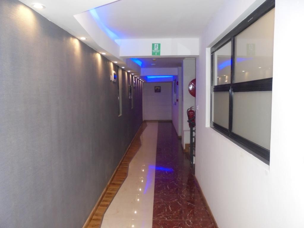 We Hotel And Suites Nairobi Eksteriør billede